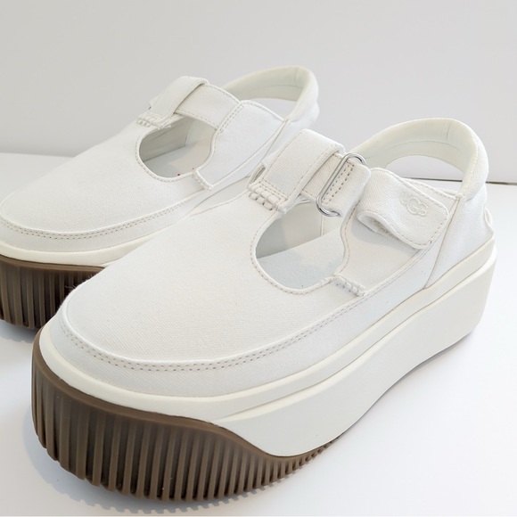 UGG Shoes - ❤️Back in stock Ugg Ez-Duzz It Platforms